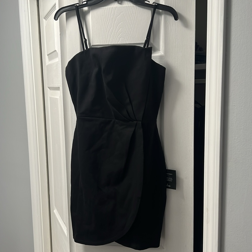 Lulu’s Black Dress Size M
